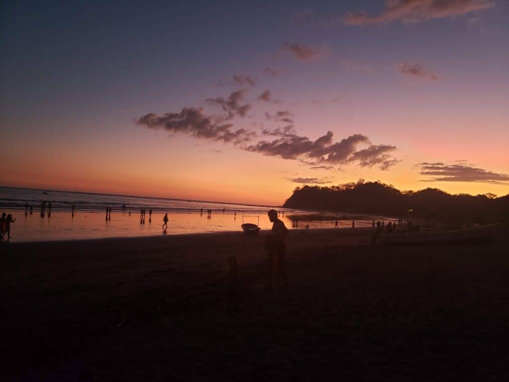 Playa Samara, Sunset